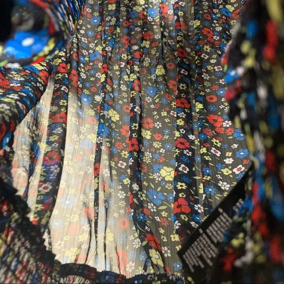 Forever 21 Floral Blouse - Blue, Red, White - Picture 7 of 8